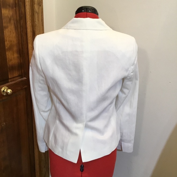 Liz Claiborne white blazer, size 4, lined, - Picture 2 of 3